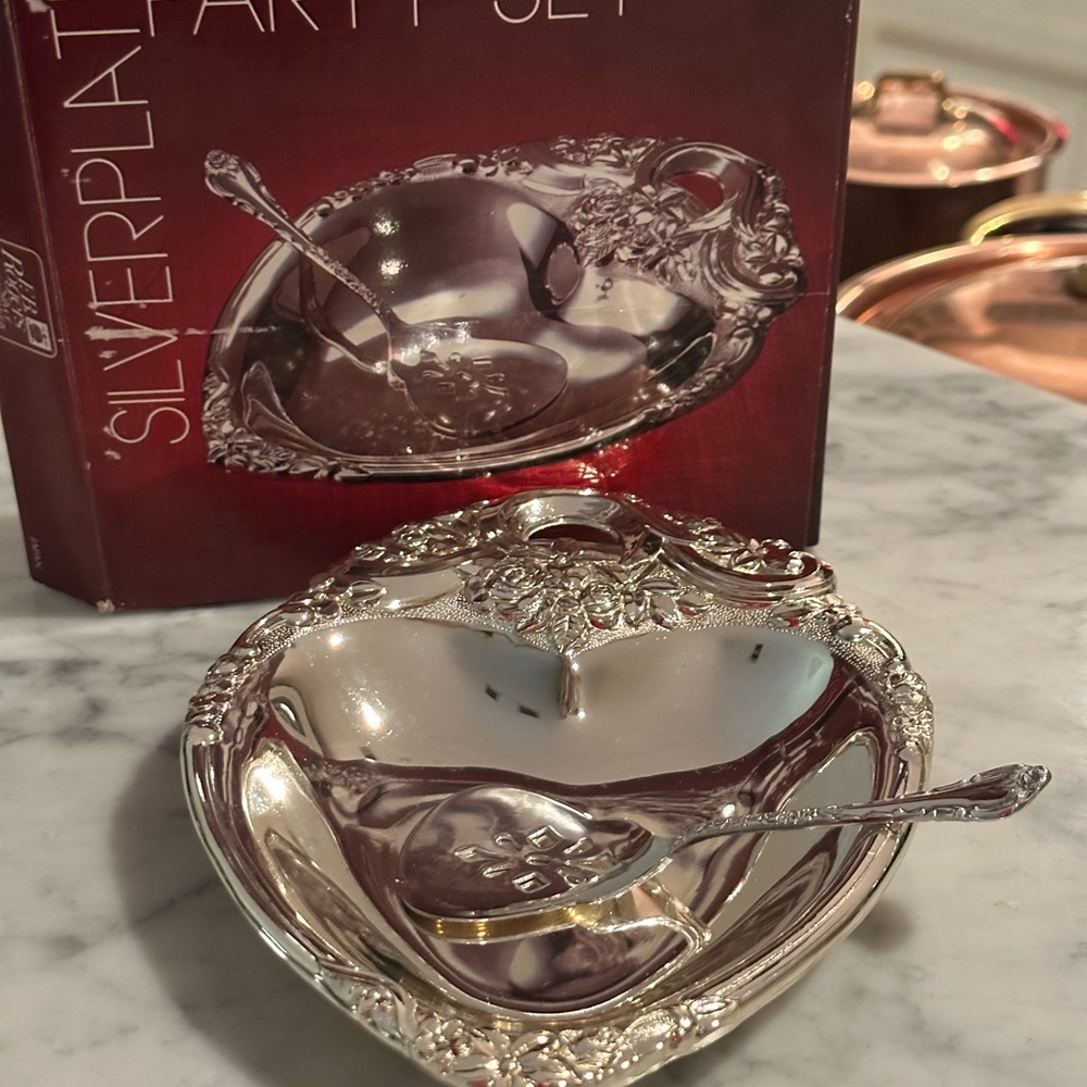 Silver Plated Heart-Shaped Serving Dish with Spoon w/Box